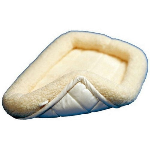 Midwest Homes, Quiet Time Sheepskin Bed, 22 X 13 Inches, White
