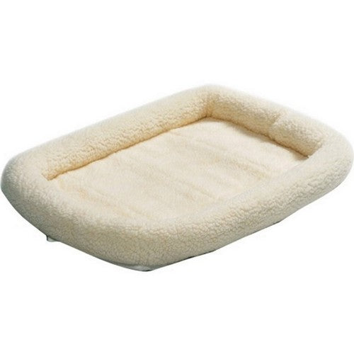 Midwest Homes, Quiet Time Sheepskin Bed, 36 X 23 Inches, White
